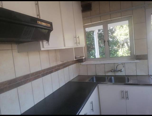 3 BEDROOM PROPERTY TO RENT IN RESERVOIR HILLS